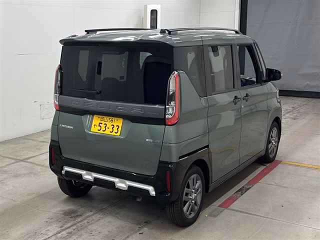 MITSUBISHI DELICA MINI