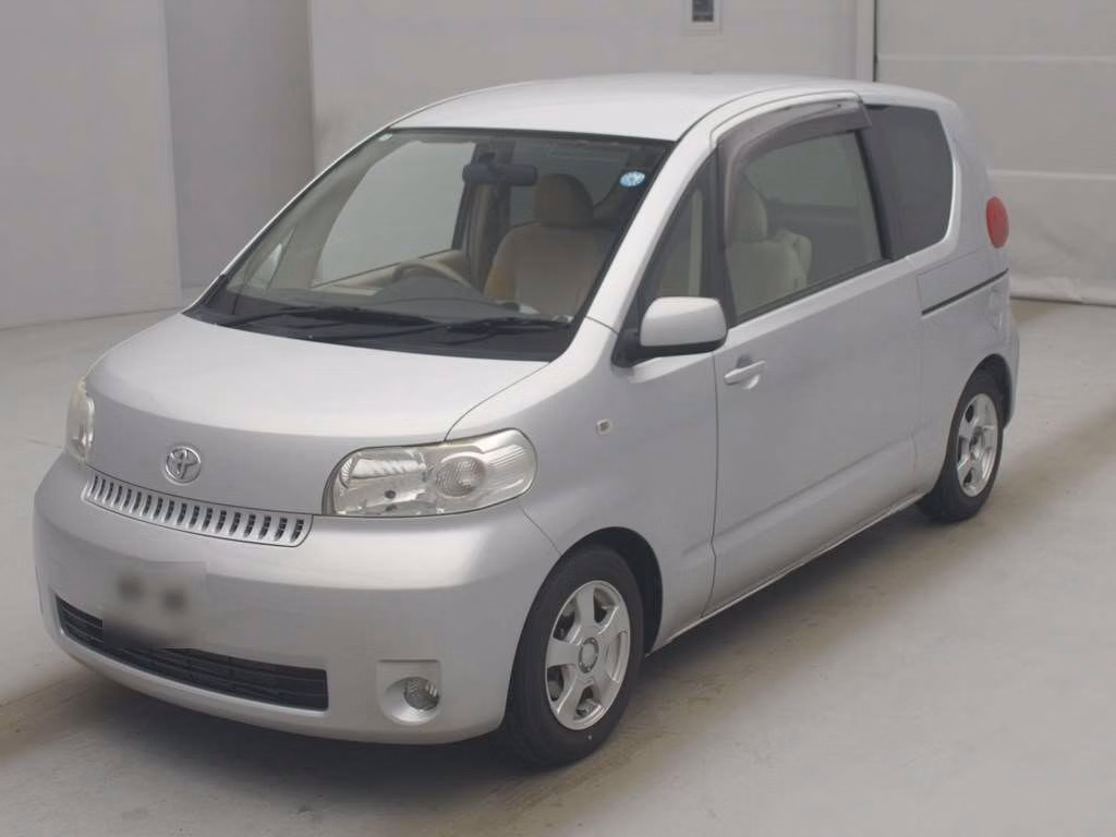 TOYOTA PORTE