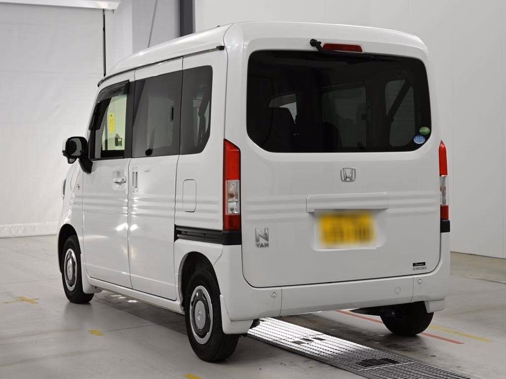 HONDA N-VAN