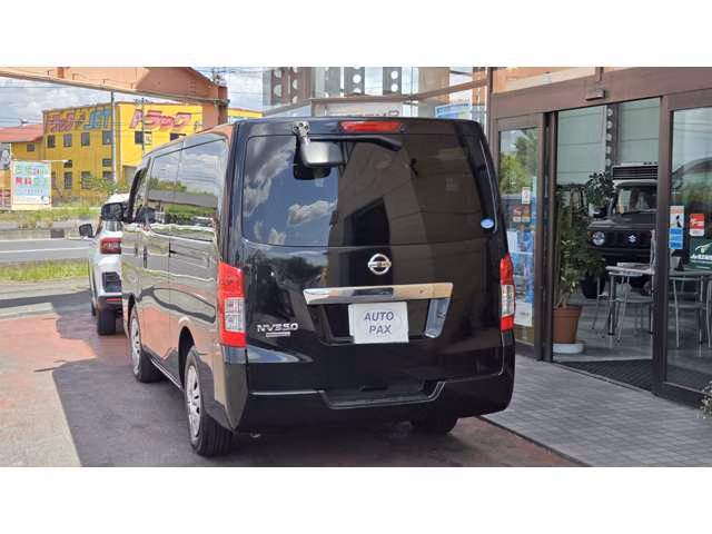 NISSAN NV350 CARAVAN