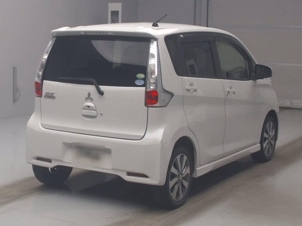MITSUBISHI EK CUSTOM