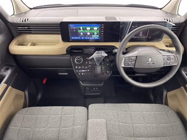 MITSUBISHI DELICA MINI