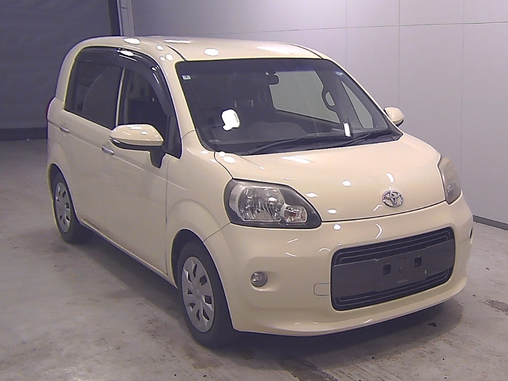 TOYOTA PORTE