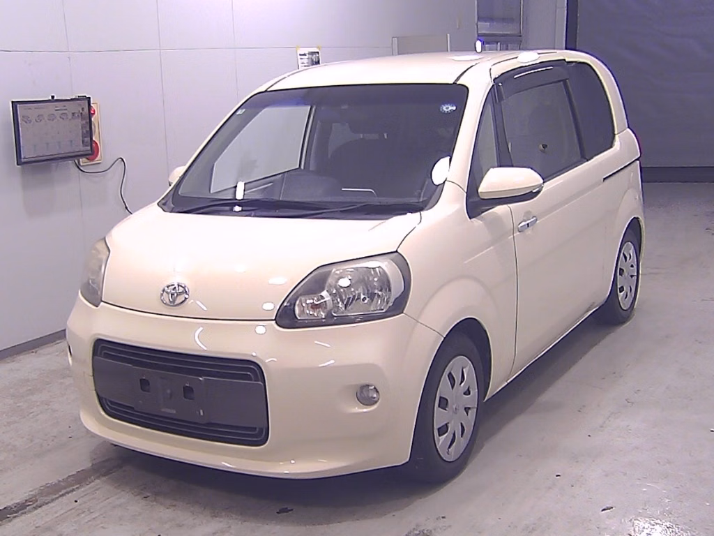 TOYOTA PORTE