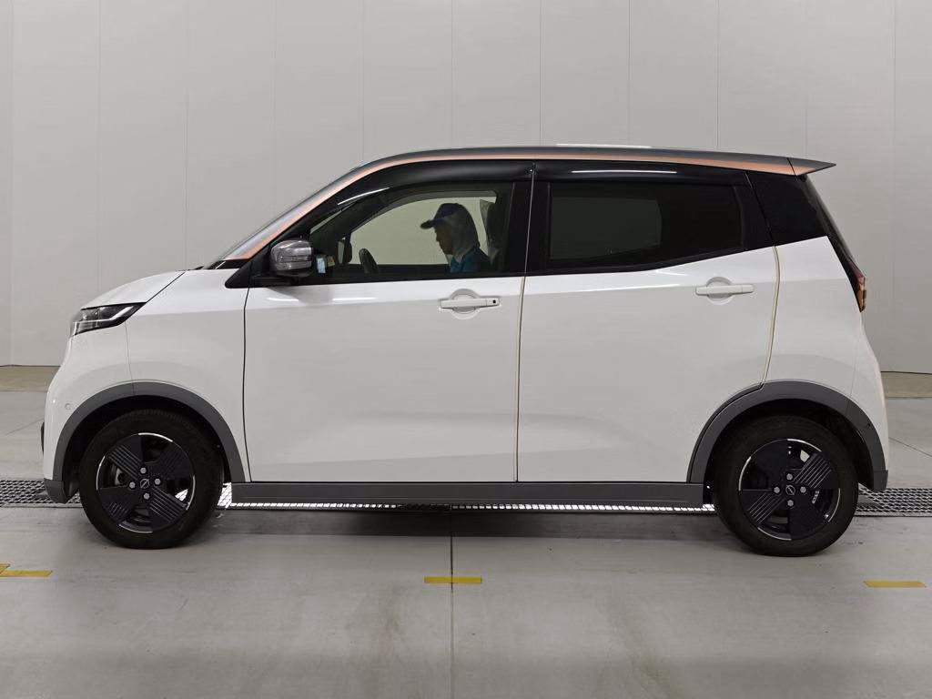 NISSAN SAKURA