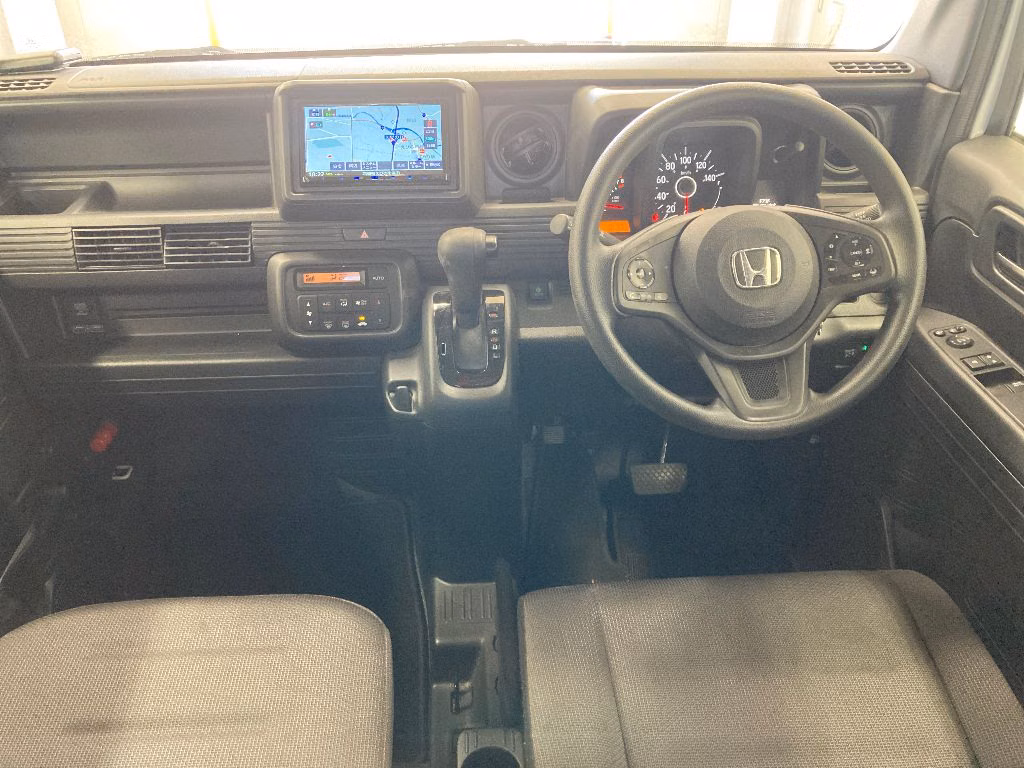 HONDA N-VAN