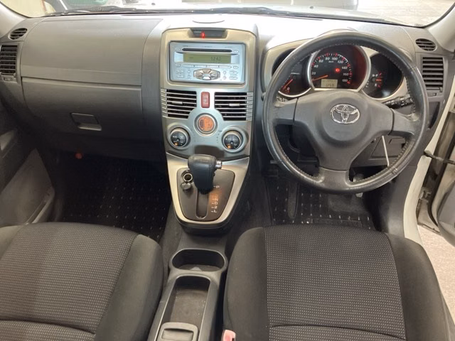 TOYOTA RUSH