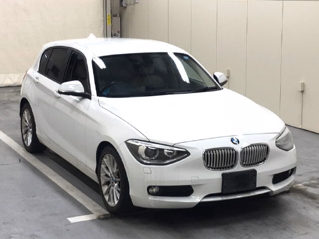 BMW 1-SERIES