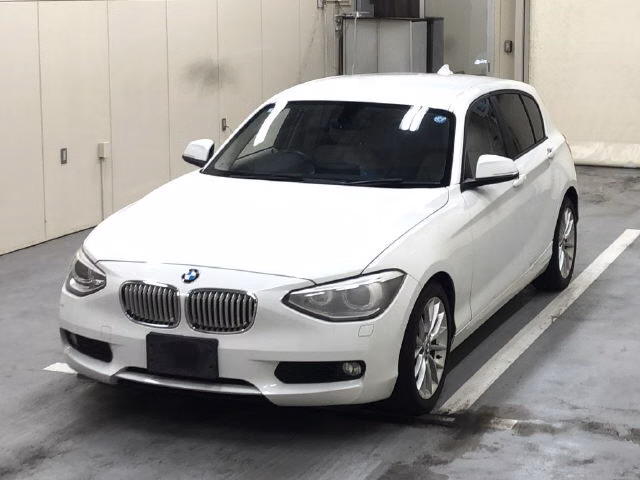 BMW 1-SERIES