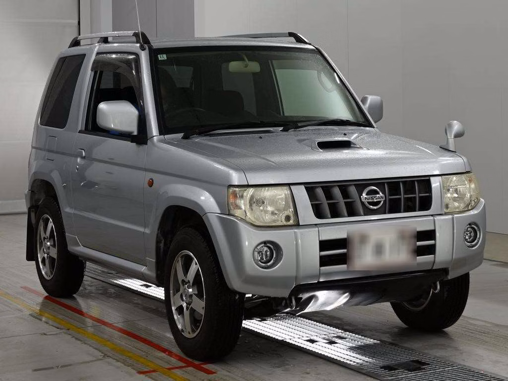 NISSAN KIX