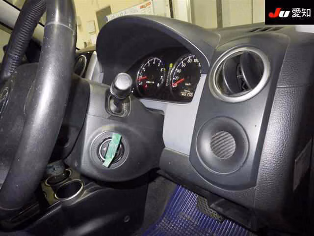 MAZDA VERISA