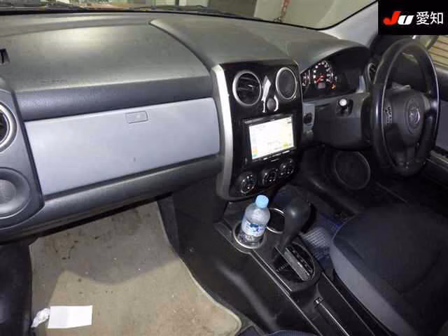 MAZDA VERISA