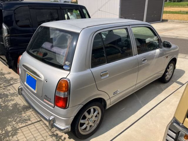 DAIHATSU MIRA GINO