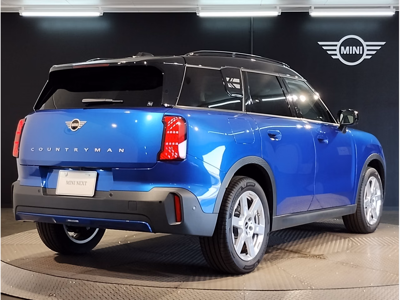 MINI COUNTRYMAN