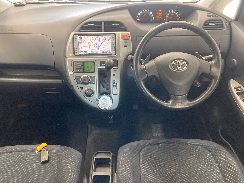 TOYOTA RACTIS