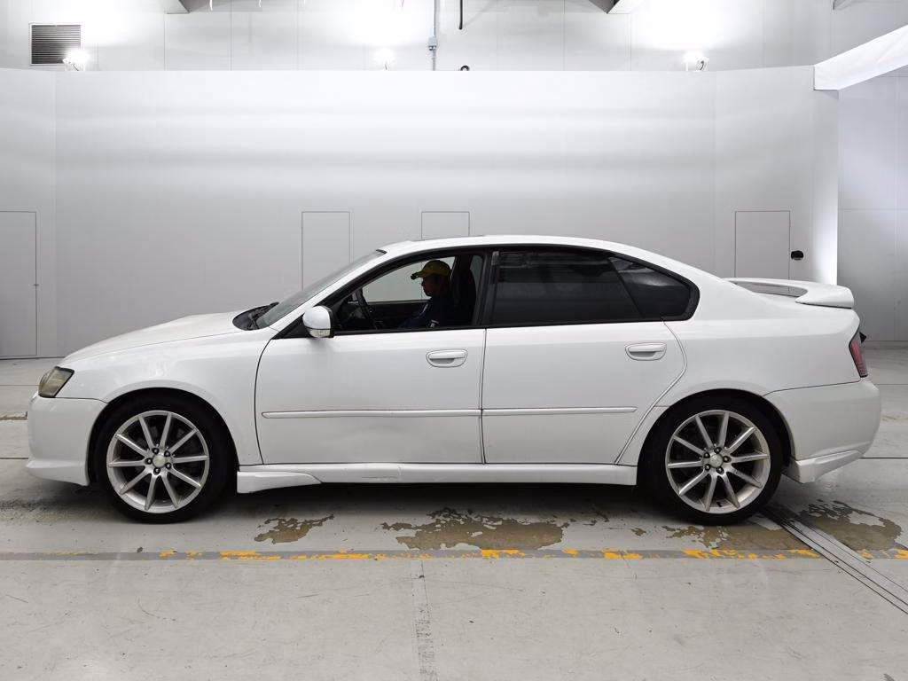SUBARU LEGACY B4
