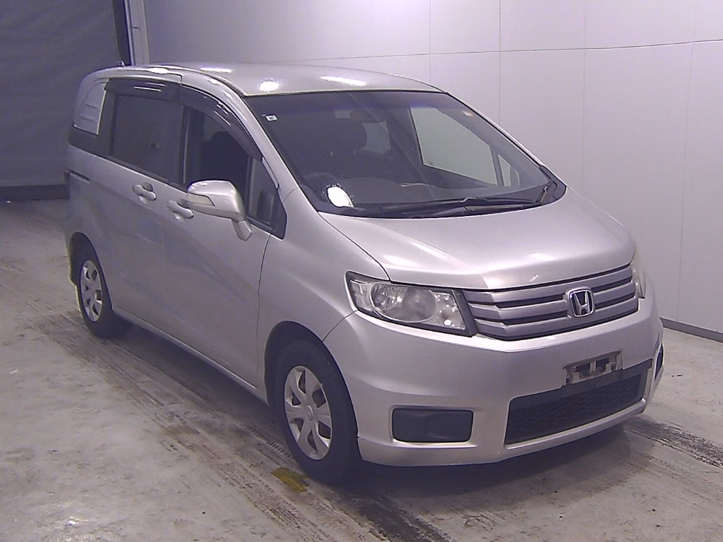 Honda Freed Spike