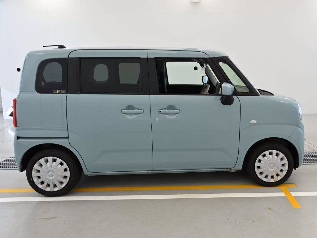 SUZUKI WAGON R SMILE