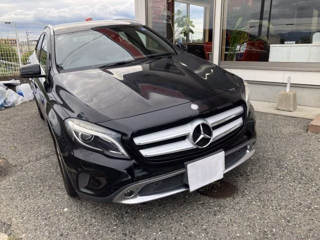 Mercedes-Benz GLA-Class