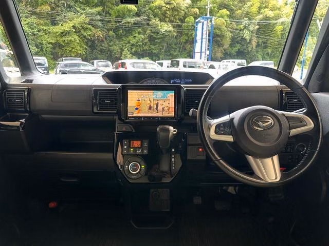 DAIHATSU WAKE