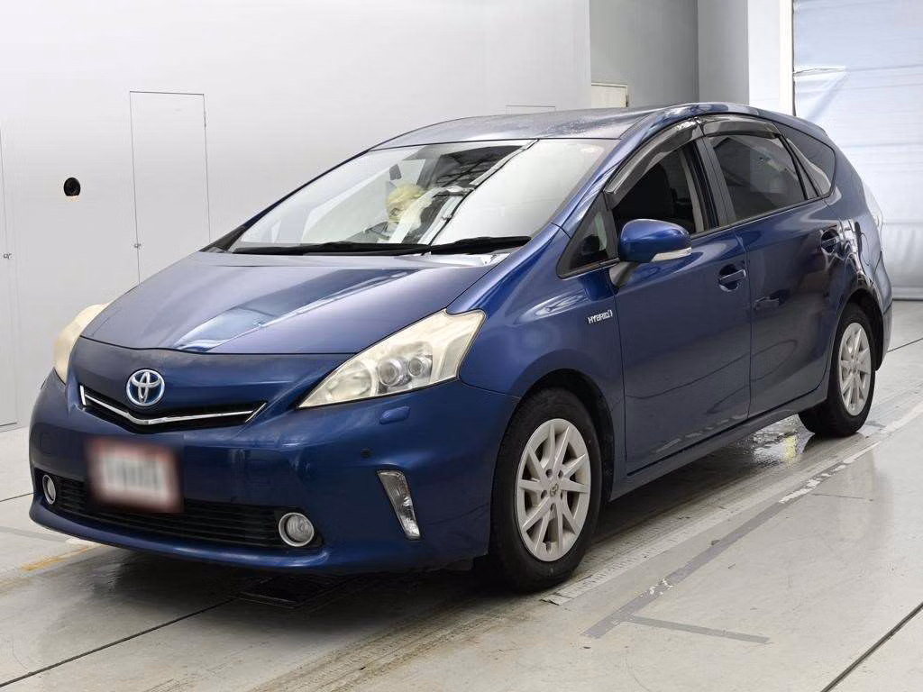 TOYOTA PRIUS ALPHA