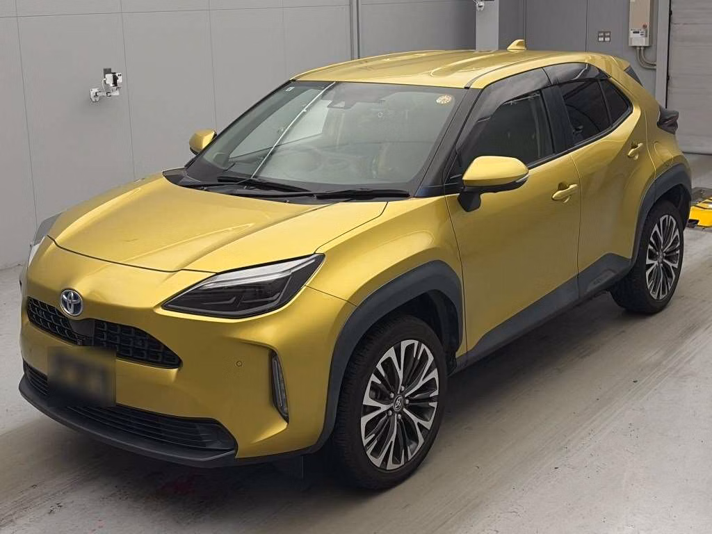 TOYOTA YARIS CROSS
