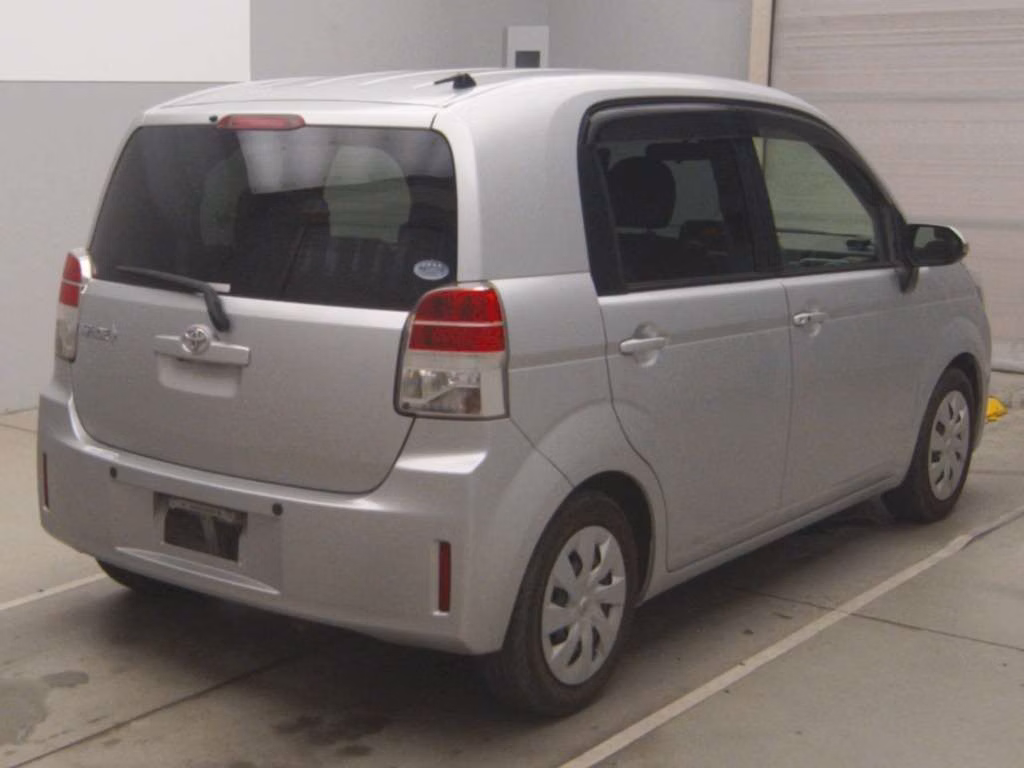 TOYOTA SPADE