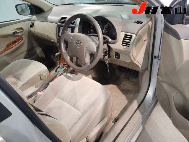 TOYOTA COROLLA AXIO