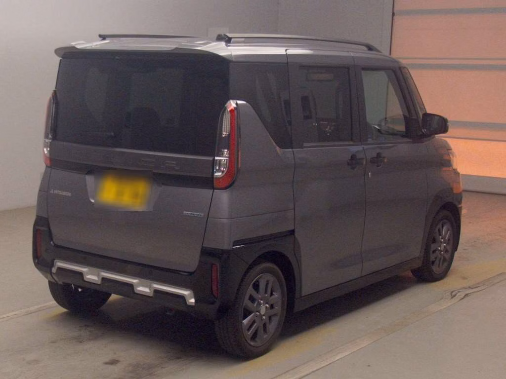 MITSUBISHI DELICA MINI