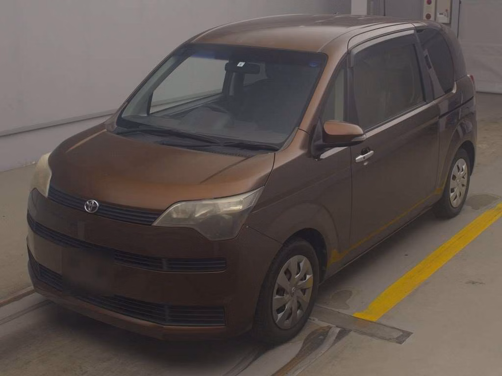 TOYOTA SPADE
