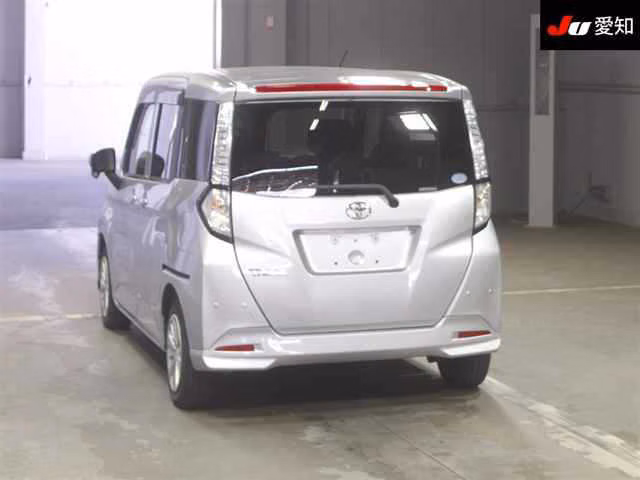 TOYOTA TANK