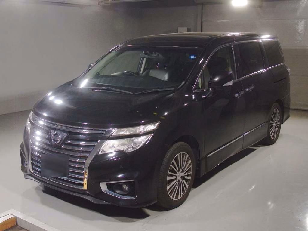 NISSAN ELGRAND