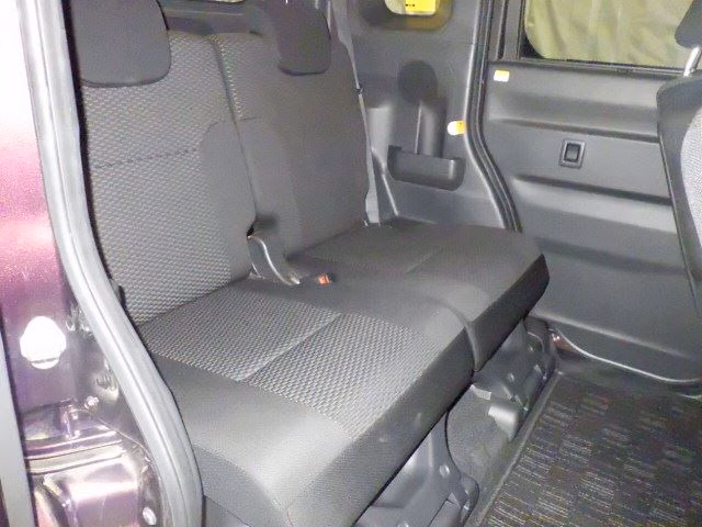 TOYOTA PIXIS MEGA