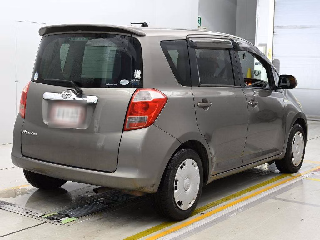 TOYOTA RACTIS