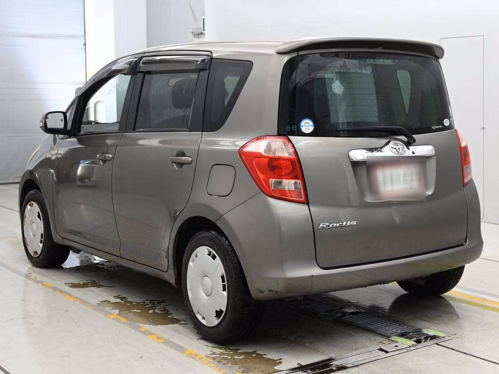 TOYOTA RACTIS