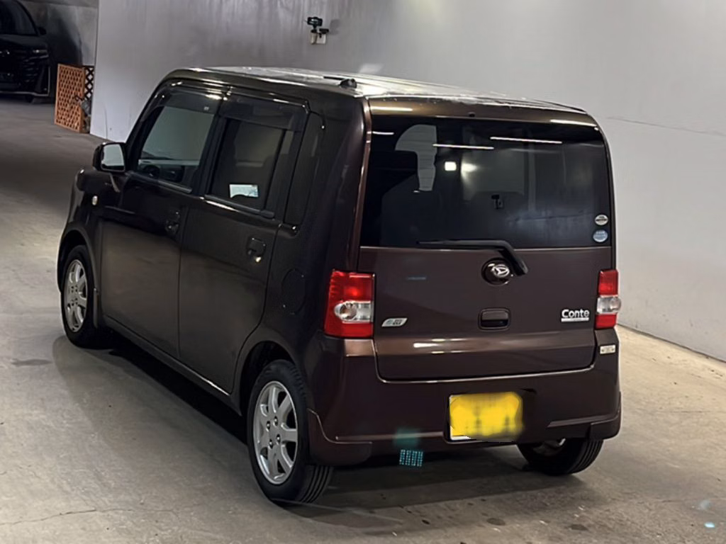 DAIHATSU MOVE CONTE