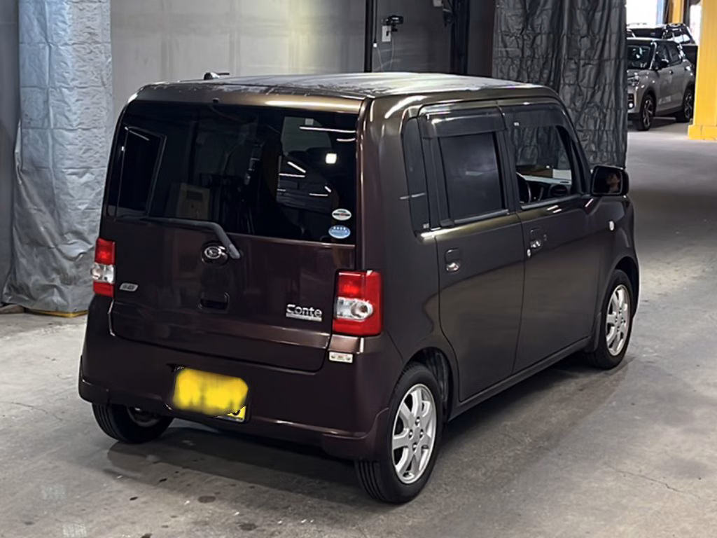 DAIHATSU MOVE CONTE
