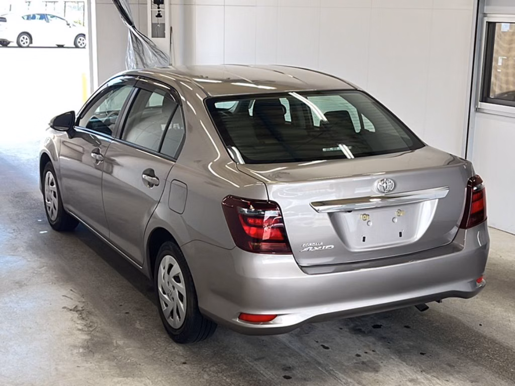 TOYOTA COROLLA AXIO