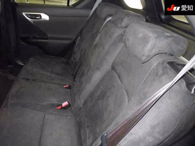 LEXUS CT200H