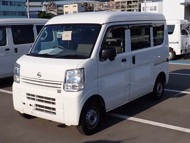 NISSAN NV100 CLIPPER