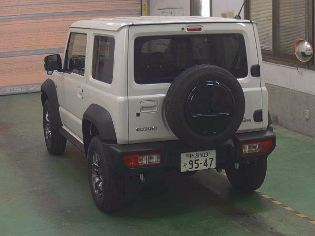 SUZUKI JIMNY SIERRA