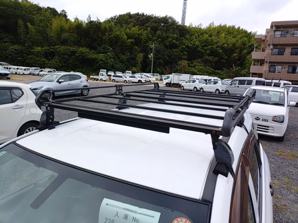 MAZDA FAMILIA