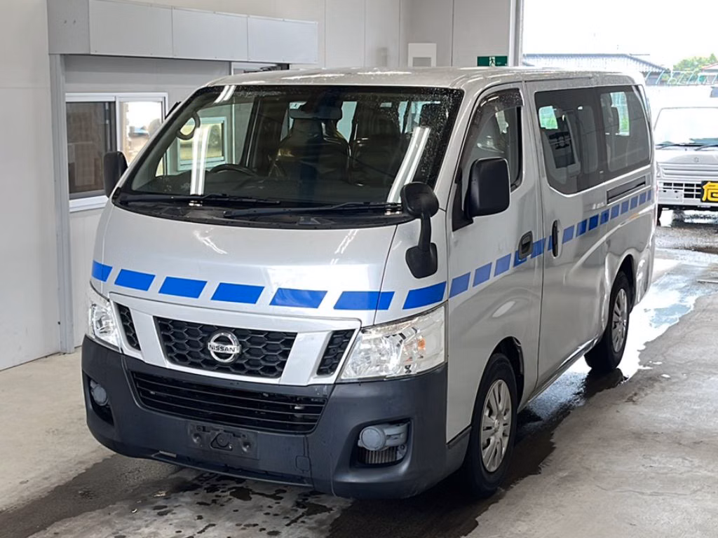 NISSAN NV350 CARAVAN