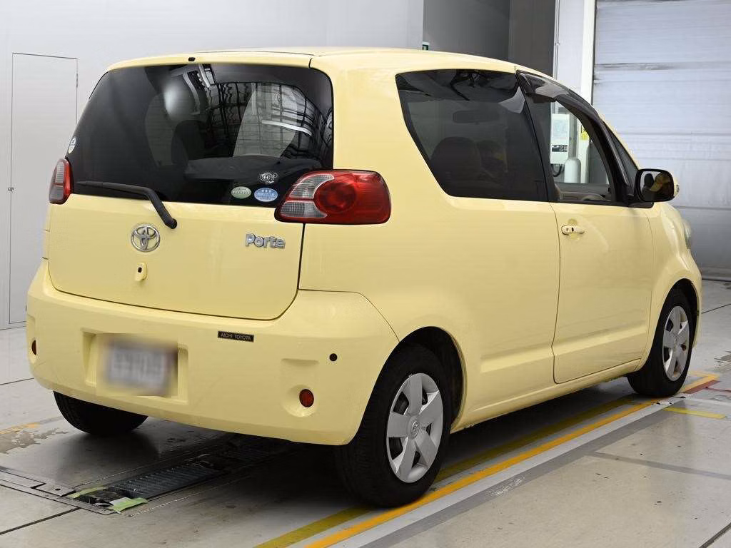 TOYOTA PORTE