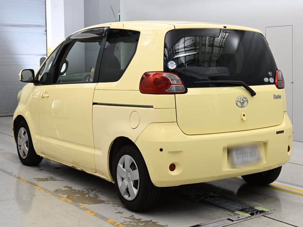 TOYOTA PORTE