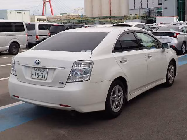 TOYOTA SAI