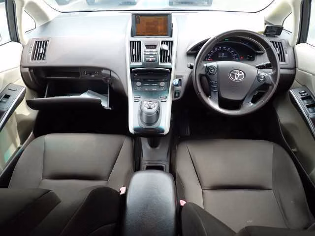TOYOTA SAI