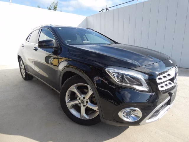 Mercedes-Benz GLA-Class