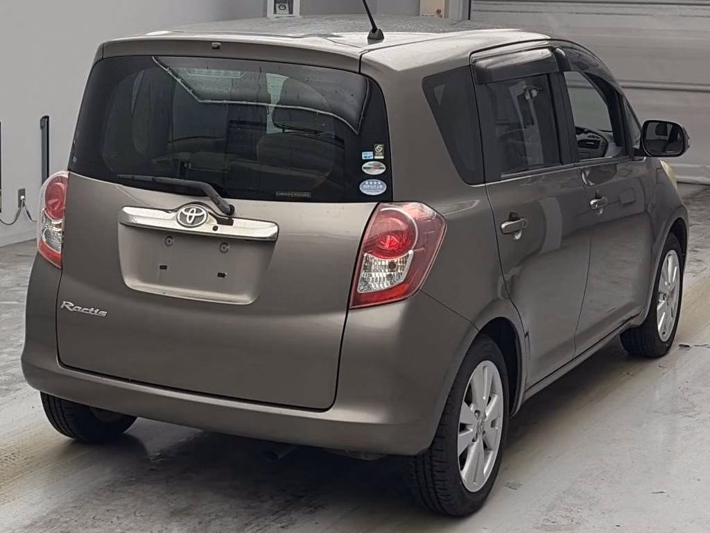 TOYOTA RACTIS