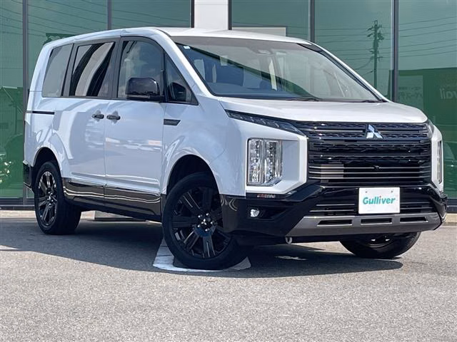 Mitsubishi Delica D:5